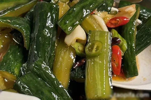 图片[1]-农家炝腌小黄瓜视频教程-爆汁配方社