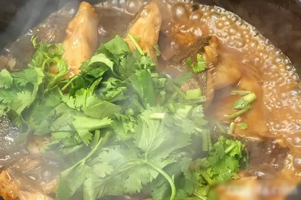 砂锅多宝鱼视频教程-爆汁配方社