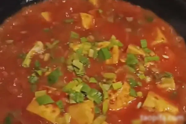 当红爆款砂锅菜(砂锅豌豆肥肠+野菌干锅鸡+砂锅豆腐)-爆汁配方社