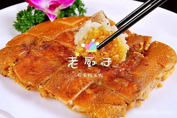 图片[1]-四川老厨子《樟茶糯米鸭》-爆汁配方社