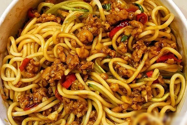 图片[1]-开店级炸酱面制作教程-爆汁配方社