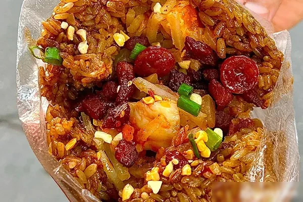 特色糯米饭团丰富的营养多变的口感-爆汁配方社