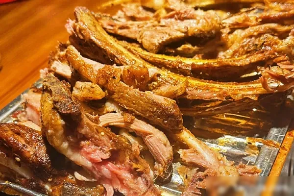 蒙古原味烤羊排法式三味羊排配烤蔬菜技术配方和视频教程-爆汁配方社